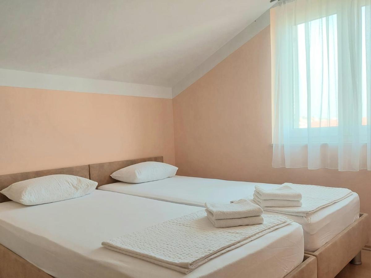 Apartments Oaza, Vrsi Mulo Dış mekan fotoğraf